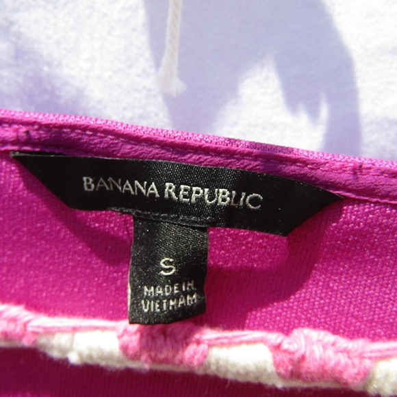 Banana Republic ruffle-sleeved top - Picture 2 of 2